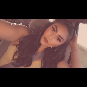 Meet your Posher, Shay lynn